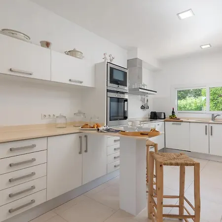 New! Esperanza De Marilla, Front Sea View, Pool, Ac, Bbq *
